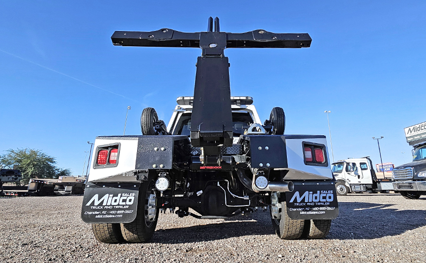 2026 ford F450 Jerr-Dan repo tow truck - 07 - rear view, wheel lift, mud flaps