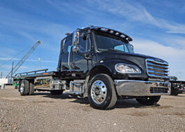 2026 freightliner jerr-dan rollback - 01 - passenger side view