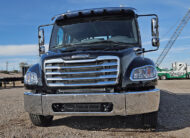 2026 freightliner jerr-dan rollback - 06 - front grill