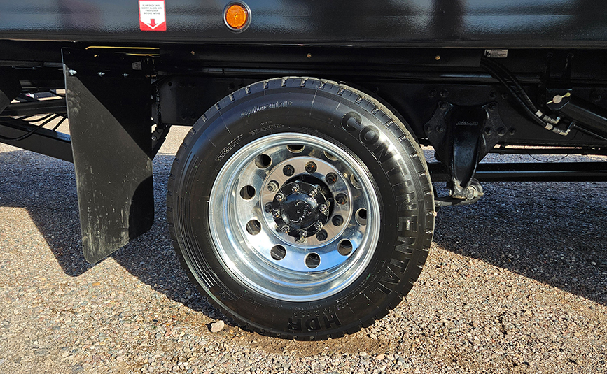 2026 freightliner jerr-dan rollback - 18 - rear tire, wheel