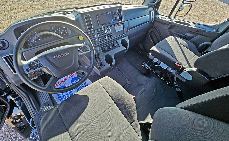 2026 freightliner jerr-dan rollback - 22 - cab dashboard