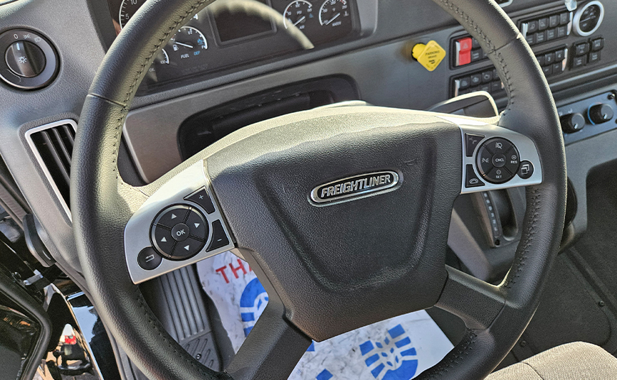 2026 freightliner jerr-dan rollback - 24 - steering wheel