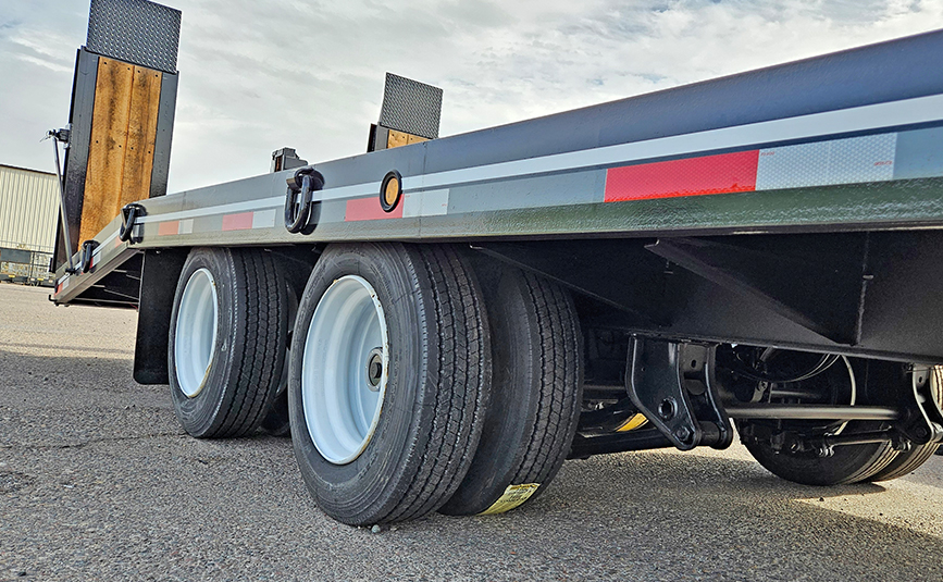 2026 Interstate 40DLA Tag Trailer