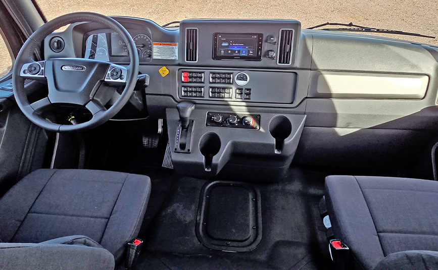 22026 freightliner m2 106 plus jerr-dan rollback tow truck - 17 - cab interior, dashboard