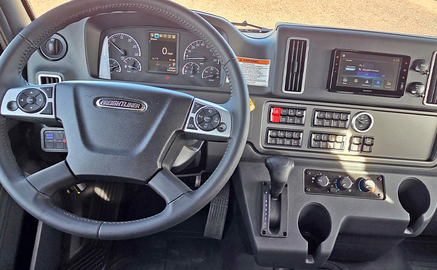 22026 freightliner m2 106 plus jerr-dan rollback tow truck - 18 - dashboard, steering wheel, gear shifter