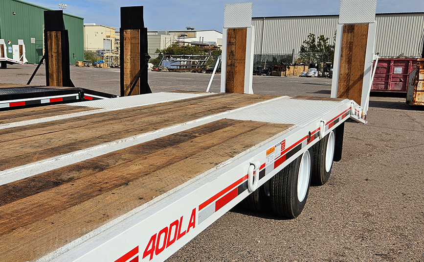 2026 interstate 40dla tag trailer - 08 - trailer deck, D-rings