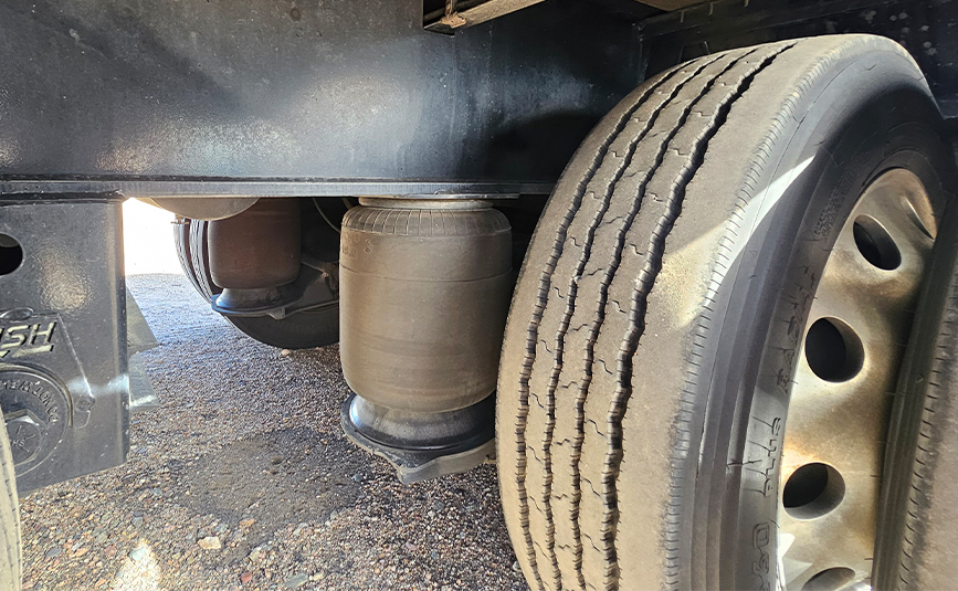 2026 used alpha hd a80hdgc-m mini deck double drop trailer - 18 - air bag suspension