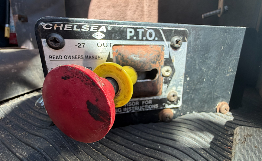 2003 kenworth t800 used truck for sale - 21 - pto lever