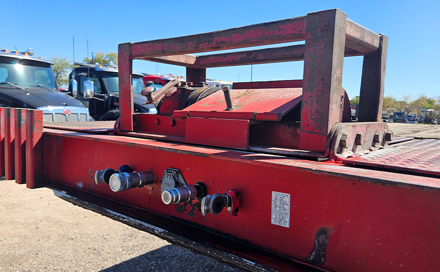 2004 Trail-Eze TE70HT Hydraulic Tail