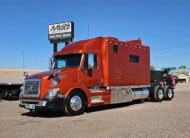 2015 used volvo vnl sleeper cab truck - 01 - for sale at Midco Sales
