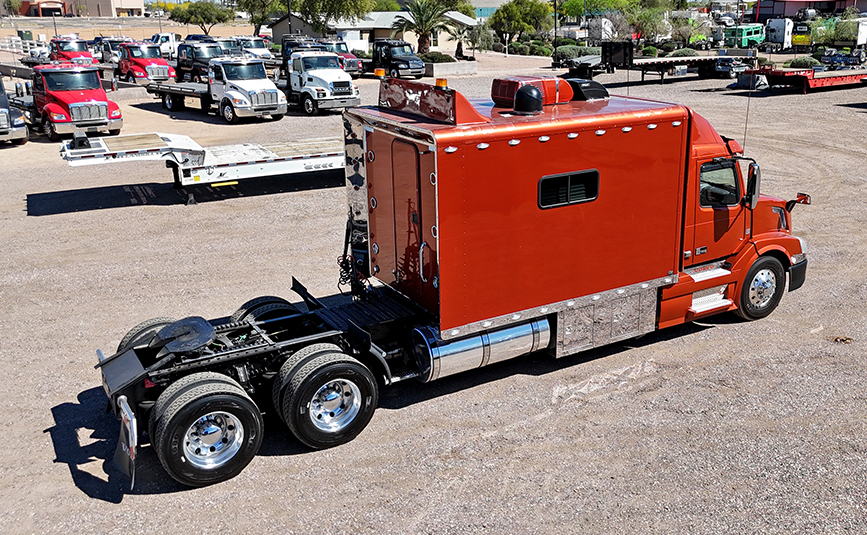 2015 used volvo vnl sleeper cab truck - 05 - aerial view, passenger side, rear frame, wheels, tires