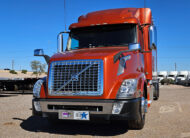 2015 used volvo vnl sleeper cab truck - 06 - cab front, grill, bumper