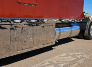 2015 used volvo vnl sleeper cab truck - 11 - tool boxes storage fuel tank