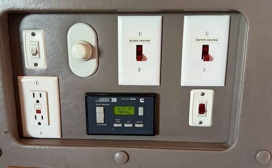 2015 Volvo VNL64T Sleeper