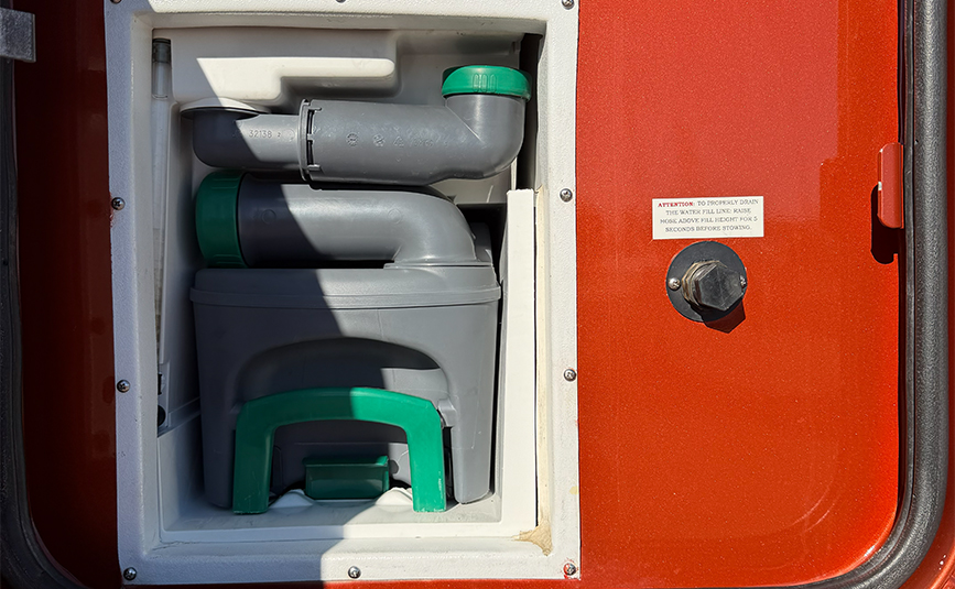 2015 Volvo VNL64T Sleeper