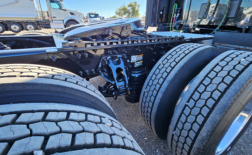 2022 kenworth T680 black sleeper cab truck - 13 - rear tire tread