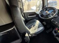 2022 kenworth T680 black sleeper cab truck - 24-1 - driver seat