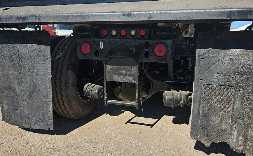 2022 Peterbilt 567 Simple 18