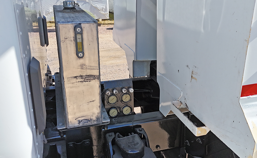 2022 Peterbilt 567 Simple 18