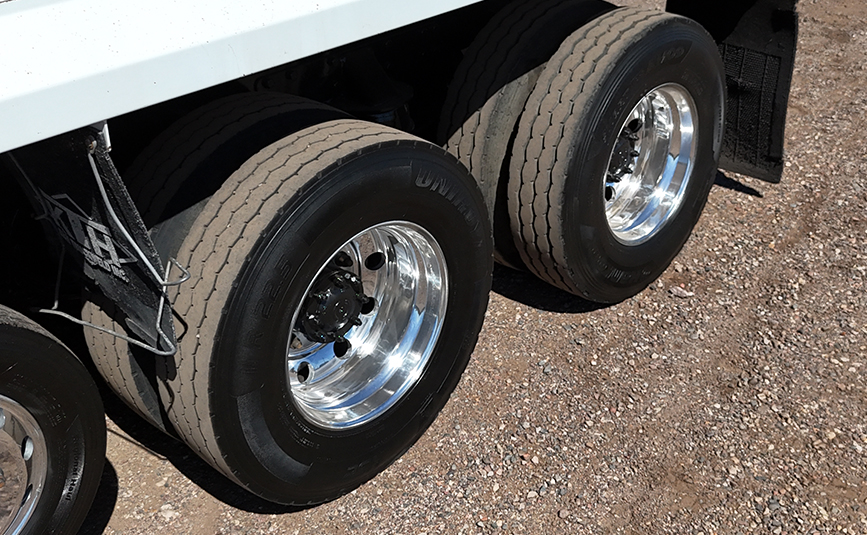 2022 Peterbilt 567 Simple 18