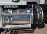 2022 Peterbilt 567 Simple 18