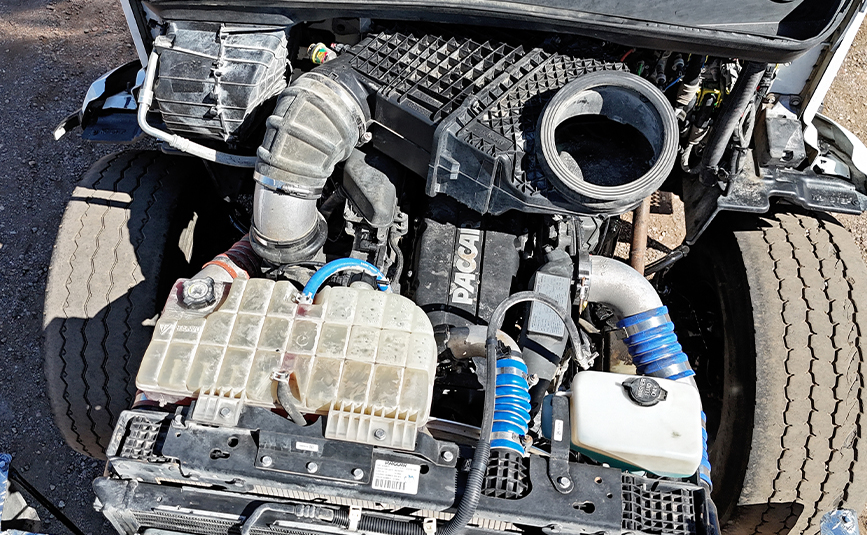 2022 Peterbilt 567 Simple 18