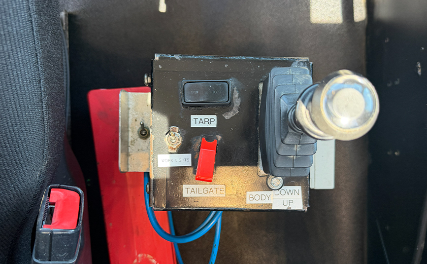 2022 Peterbilt 567 Simple 18