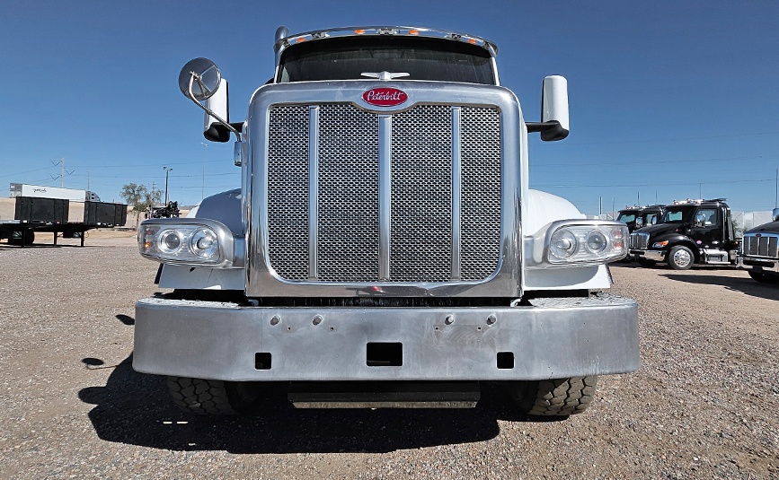 2022 Peterbilt 567 Simple 18