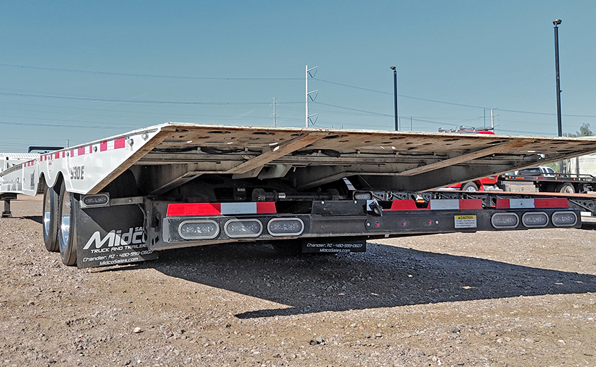 2023 used Landoll 930 trailer - 17 - trailer rear, bumper