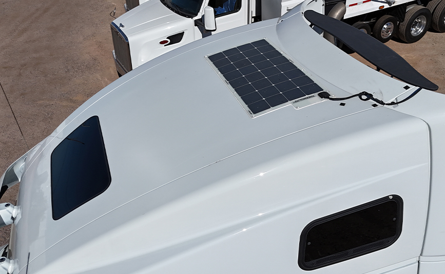 2024 used Volvo VNL64T860 sleeper cab truck - 05-1 - top of cab, solar panel