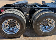 2024 used Volvo VNL64T860 sleeper cab truck - 09 - rear axles, tires, wheels