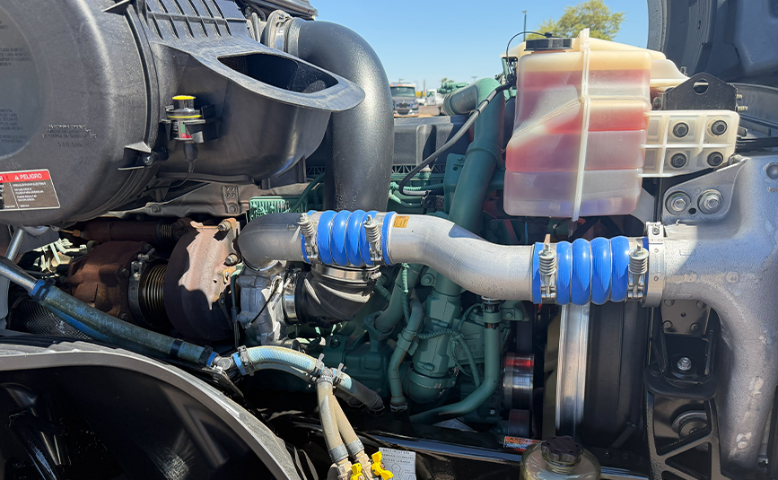 2024 used Volvo VNL64T860 sleeper cab truck - 11 - engine compartment