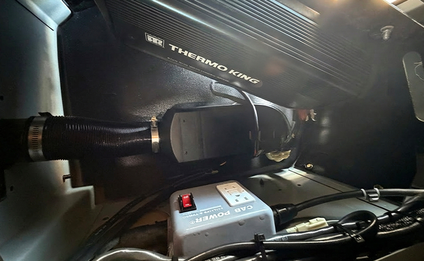 2024 used Volvo VNL64T860 sleeper cab truck - 21 - thermo king unit