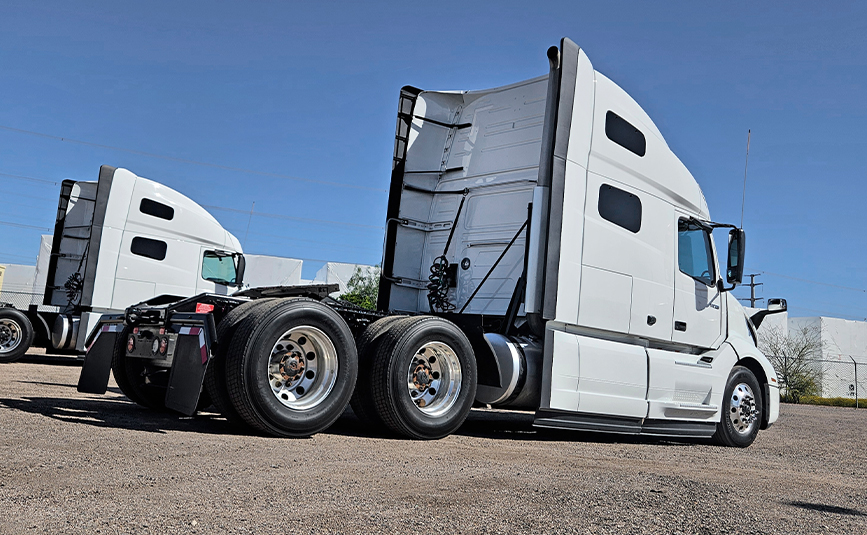 2025 Volvo VNL647T760 Sleeper Cab