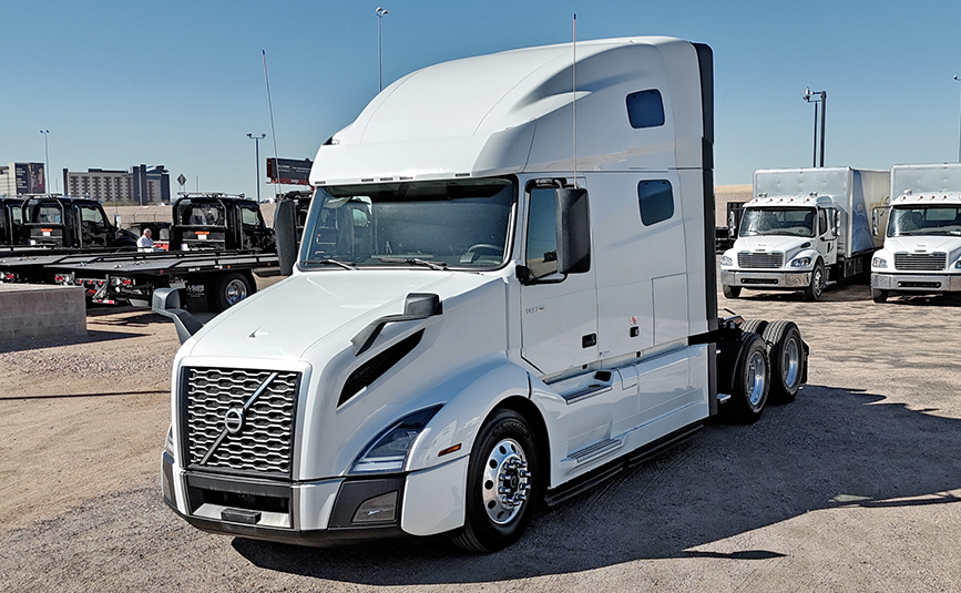 2025 Volvo VNL647T760 Sleeper Cab