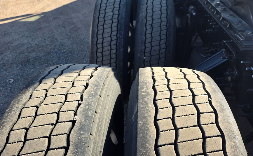 2025 Volvo VNL647T760 Sleeper Cab