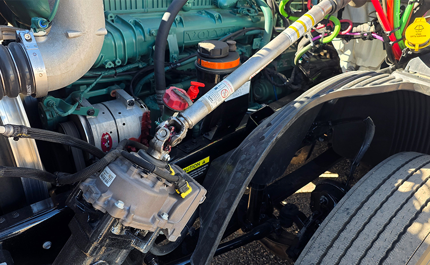 2025 Volvo VNL647T760 Sleeper Cab