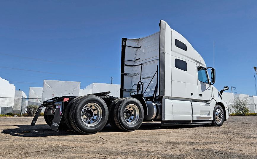 2025 Volvo VNL64T Sleeper Cab