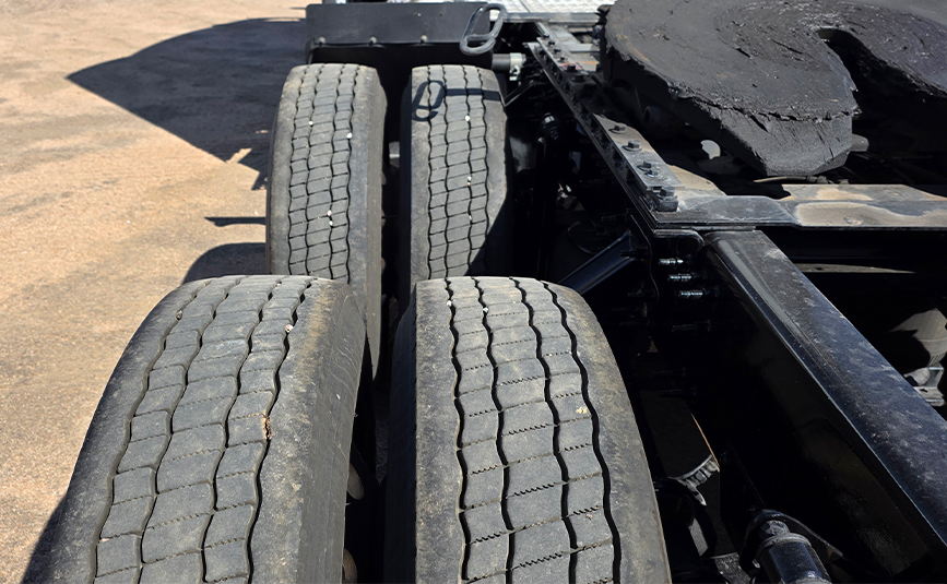 2025 volvo VNL64T760 sleeper cab truck - 12 - driver tire tread