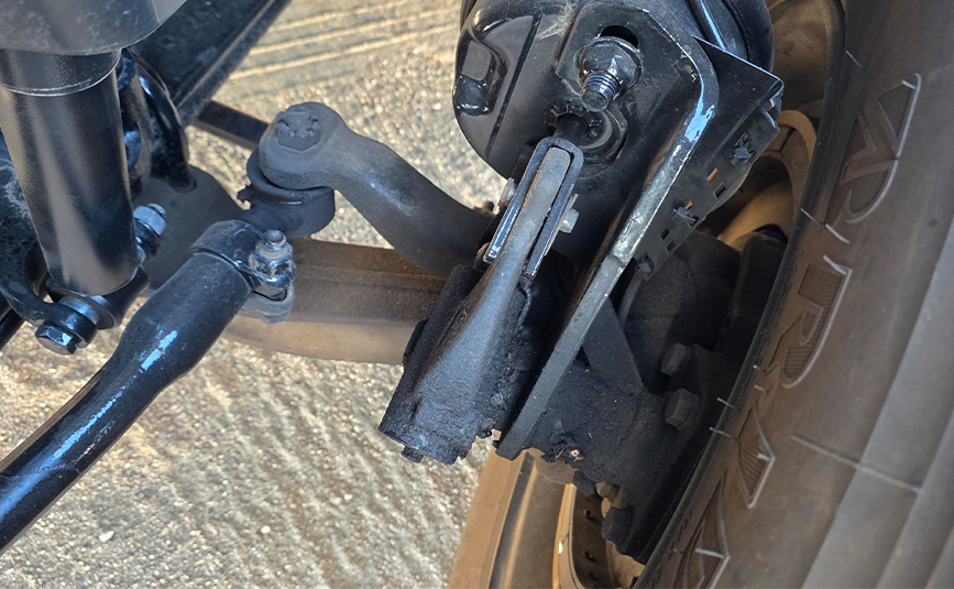 2025 volvo VNL64T760 sleeper cab truck - 14 - axle steering