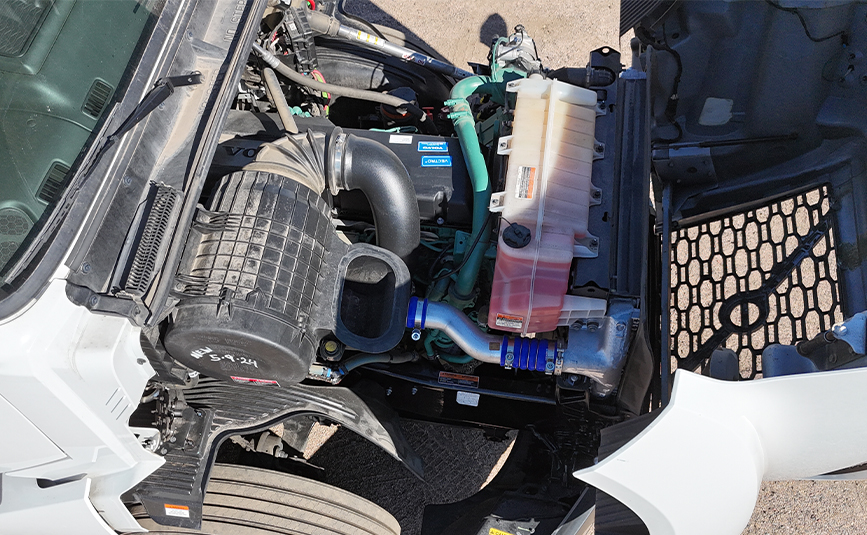 2025 Volvo VNL64T Sleeper Cab