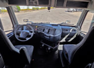 2025 volvo VNL64T760 sleeper cab truck - 17 - cab interior