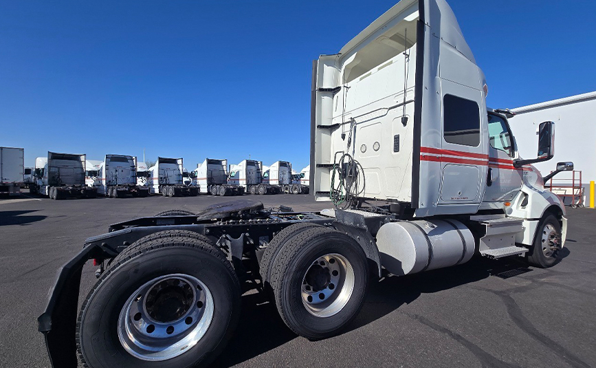 2020 International LT625 Sleeper Cab