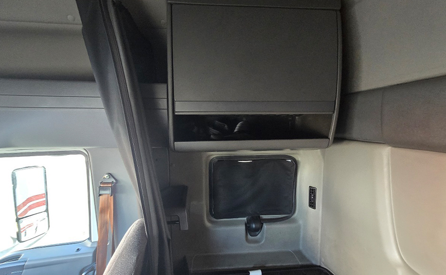 2020 International LT625 Sleeper Cab