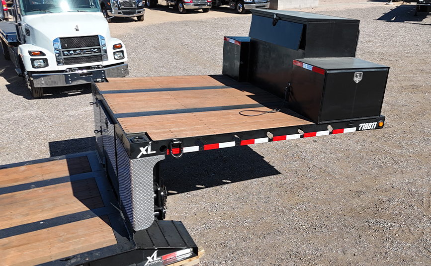 2021 xl specialized xl80mfg double drop trailer - 05 - upper deck, toolboxes