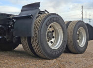 2024 volvo sleeper cab truck - 12 - tires