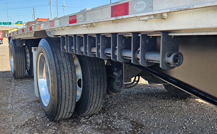 2025 used dorsey drop deck trailer - 12 - winches winch track