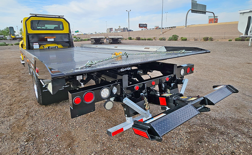 2027 international mv607 jerr-dan rollback yellow tow truck - 05 - wheel lift, rollback