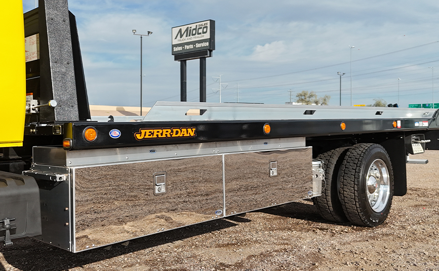 2027 international mv607 jerr-dan rollback yellow tow truck - 18 - in the ditch toolboxes