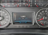 2027 international mv607 jerr-dan rollback yellow tow truck - 33 - instrument cluster , odometer